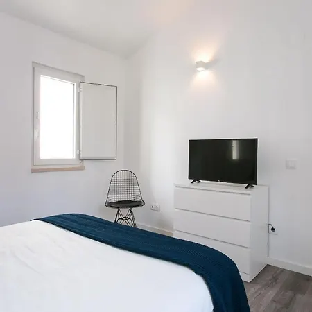 Adell Apartment Lisbon